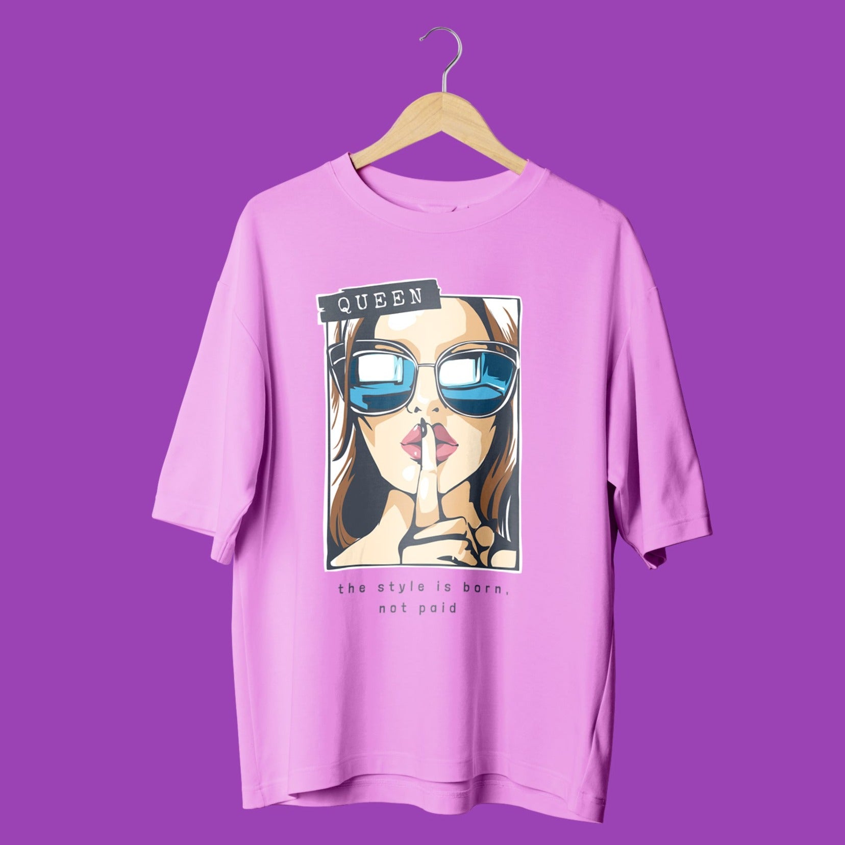 "QUEEN" UNISEX OVERSIZE TEE